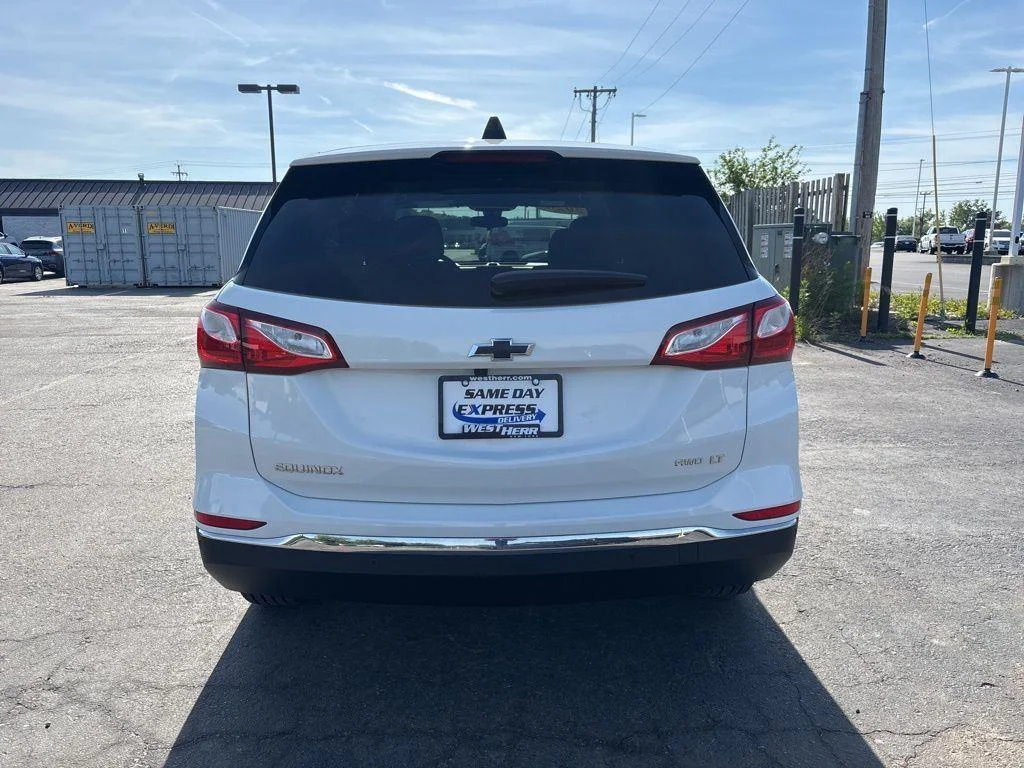 Used 2020 SUMMIT WHITE Chevrolet LT image 6
