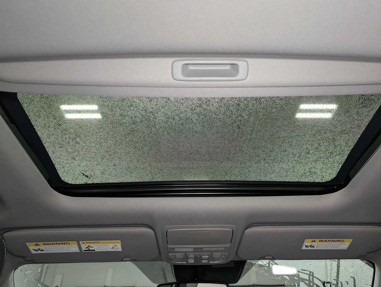 Used 2020 Lunar Silver Metallic Honda EX-L image 17