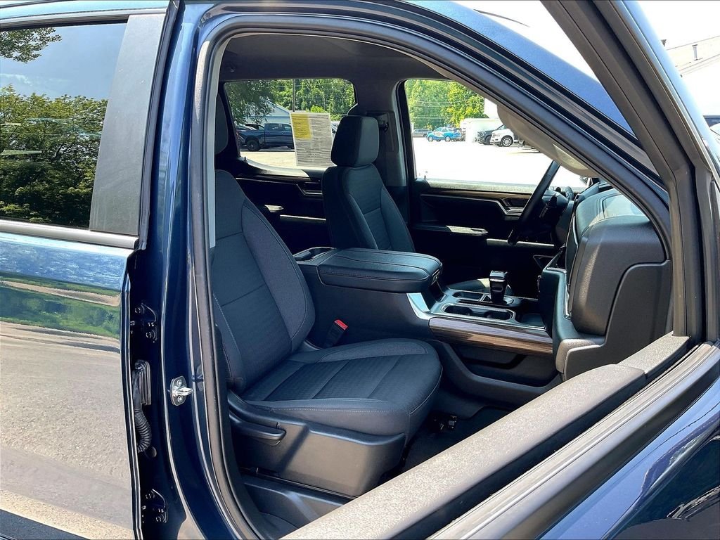 Used 2023 Blue Chevrolet RST image 11
