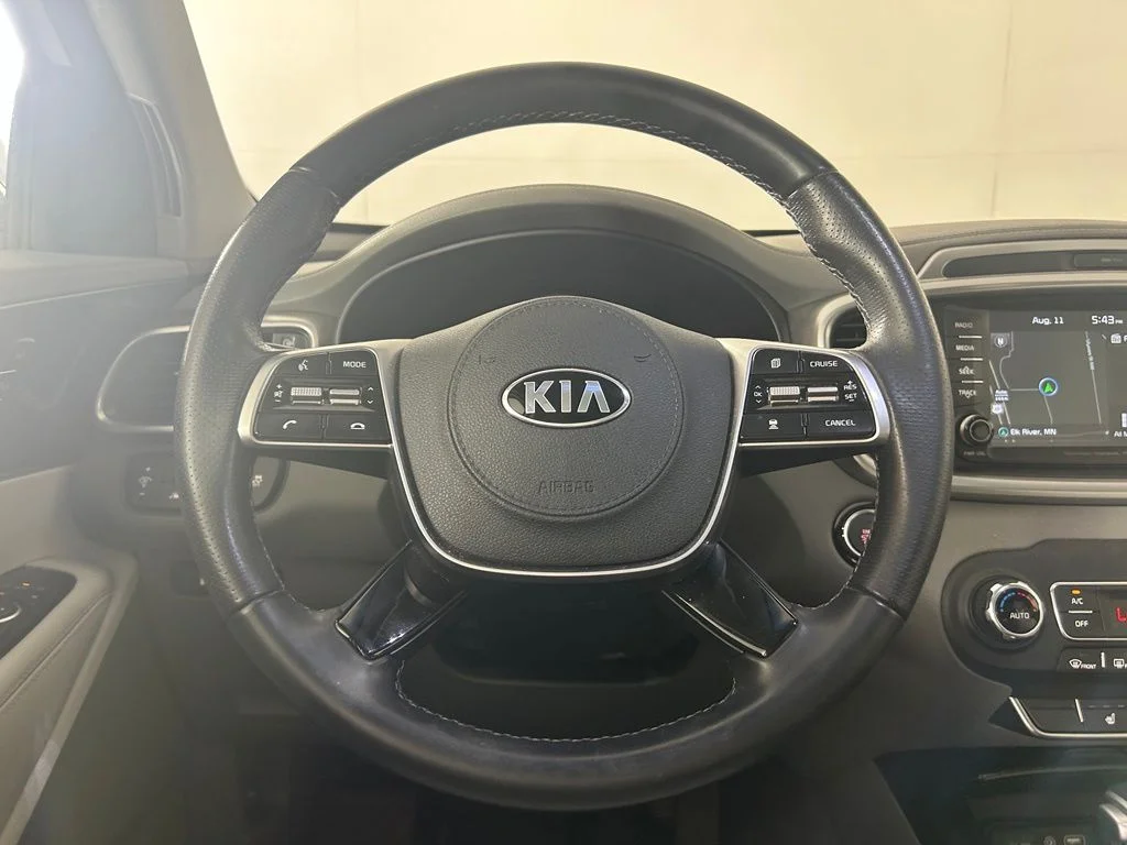 Used 2020 White Kia SX image 5