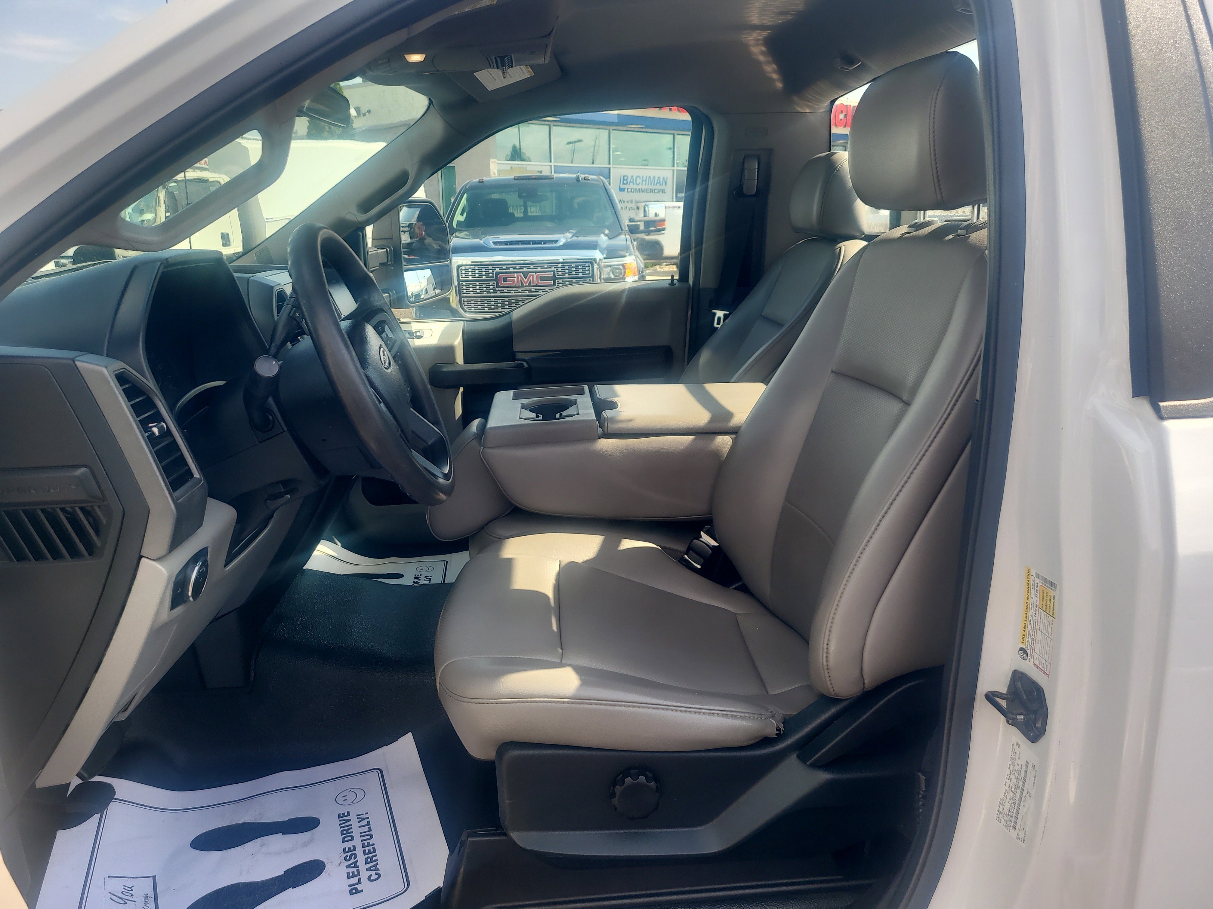 Used 2020 Oxford White Ford XL image 11
