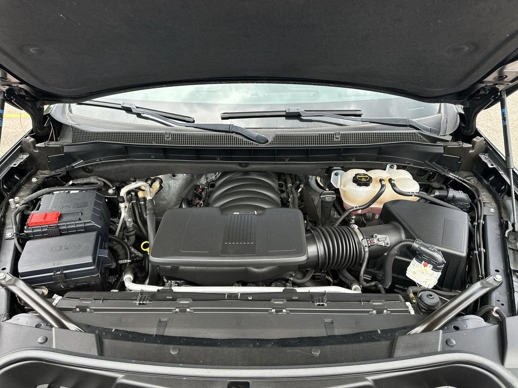 Used 2024 Black Chevrolet Premier image 35