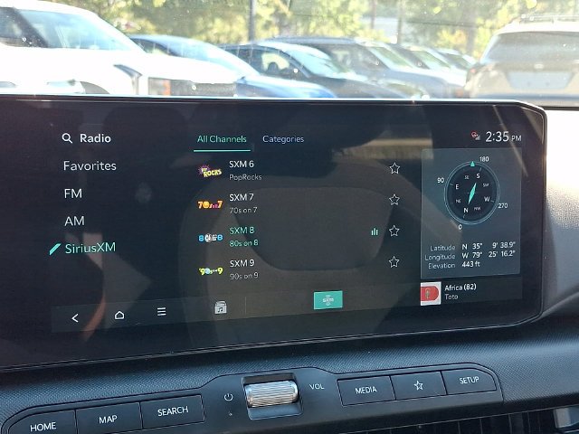 Used 2025 White Kia LXS image 19