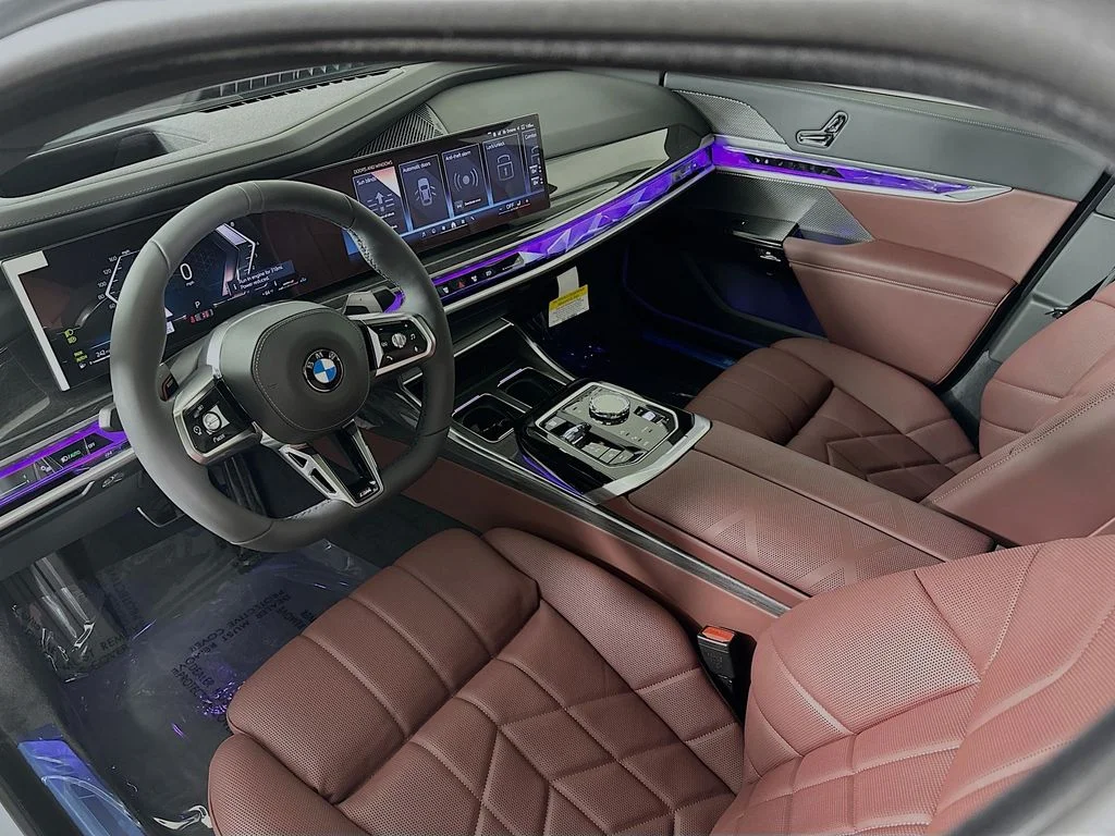 2026 BMW 7 Series 760i - Photo 11