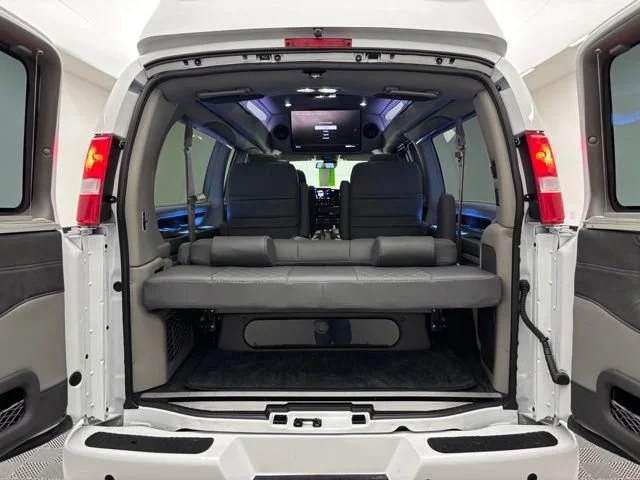 2026 GMC Savana Cargo Work Van - Photo 13