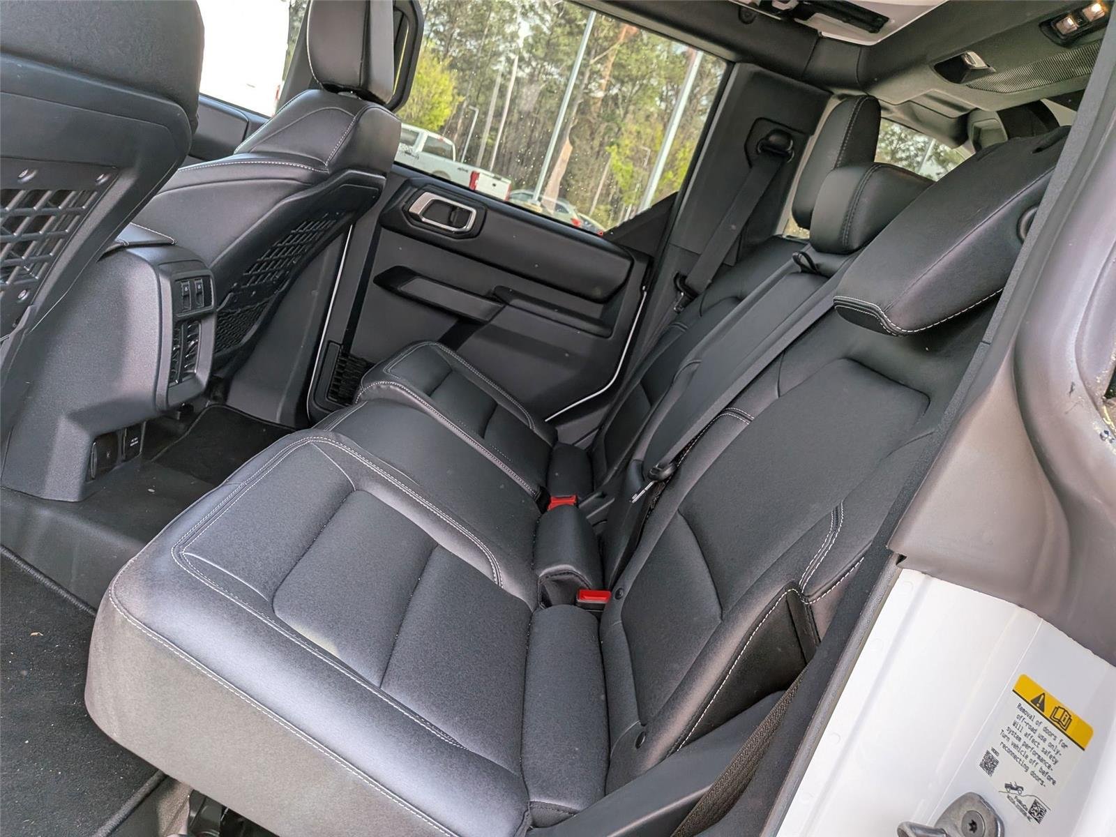 New 2025 Oxford White Ford Badlands® image 28