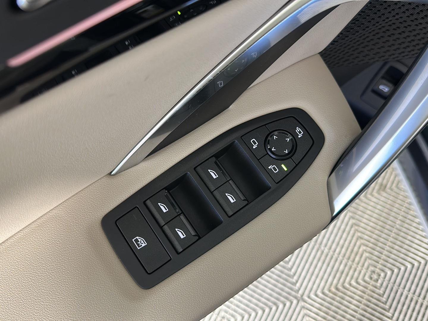 Used 2023 San Remo Green Metallic BMW xDrive28i image 7