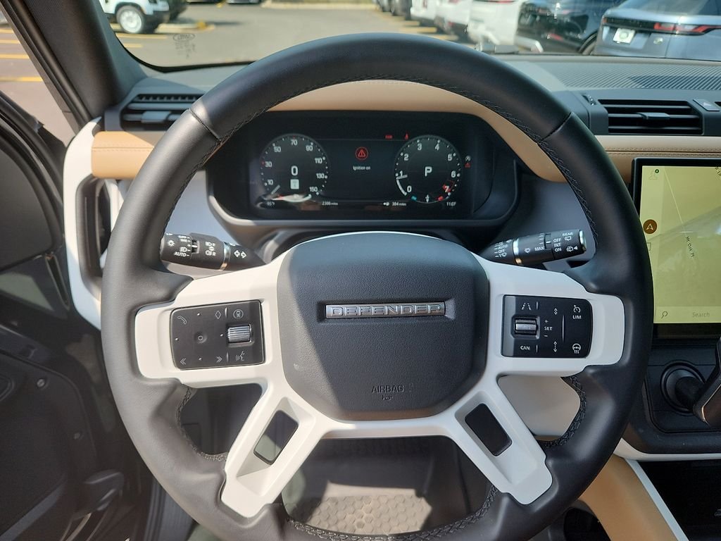 Used 2026 Santorini Black Metallic Land Rover S image 20