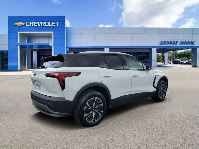 2025 Chevrolet Blazer EV LT - Photo 4