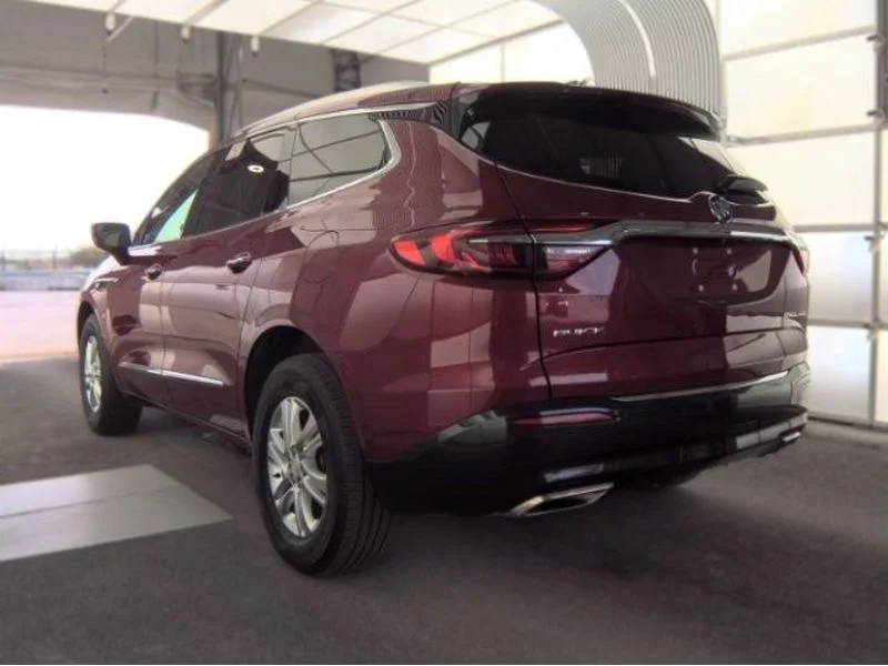 Used 2018 Red Quartz Tintcoat Buick Essence image 3