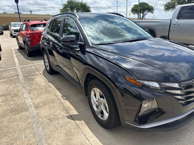 Used 2023 Black Hyundai SEL image 4