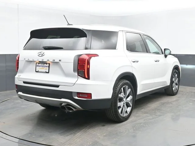 Used 2021 White Hyundai SEL image 13