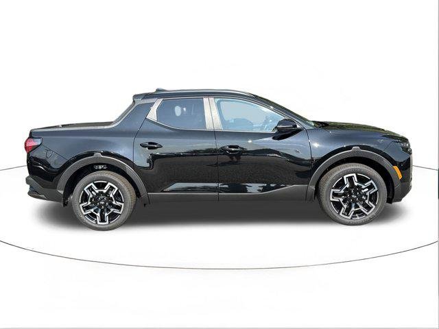 2025 Hyundai Santa Cruz Limited - Photo 2