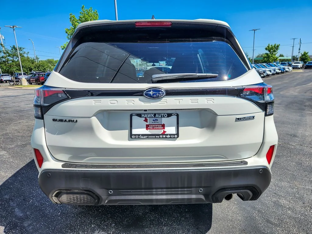 Used 2025 White Subaru Touring image 5