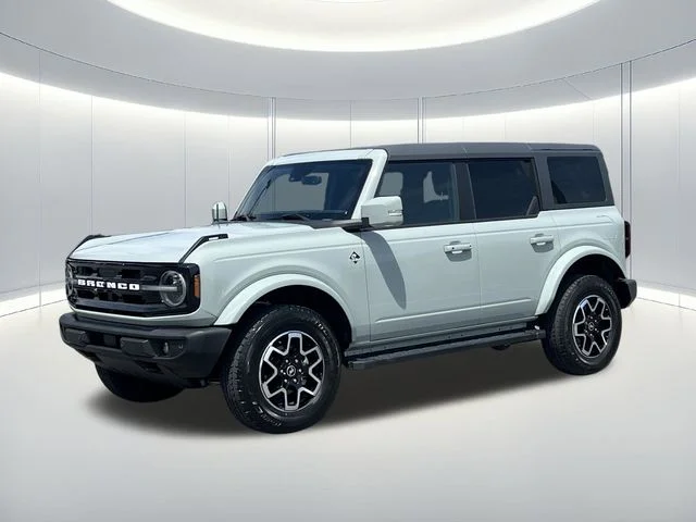 2023 Ford Bronco Outer Banks 4x4's photo