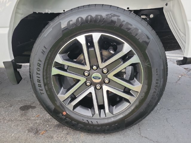 Used 2023 White Ford XL image 7