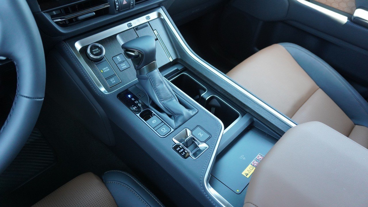 Used 2026 Black Lexus GX 550 Luxury+ image 20