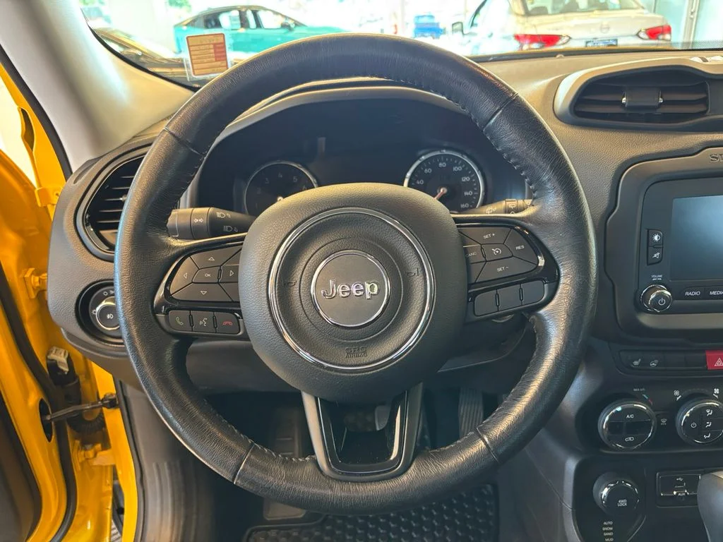 Used 2017 Yellow Jeep Latitude image 16