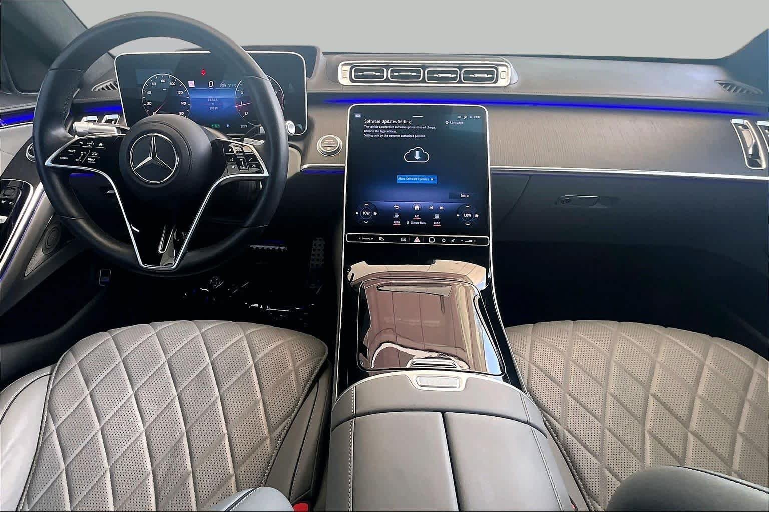 Used 2021 Cirrus Silver Mercedes-Benz S 580 image 14