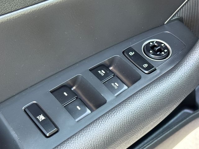 Used 2019 Blue Hyundai Sport image 20
