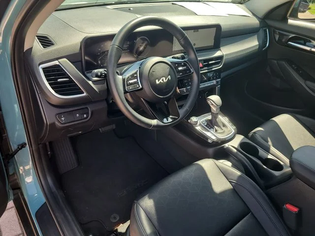 Used 2025 Blue Kia EX image 18