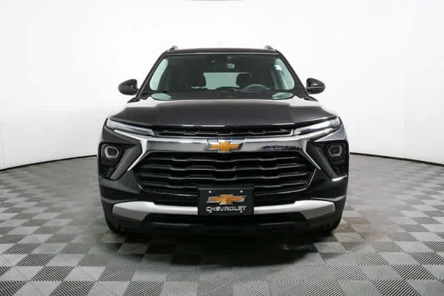Used 2024 Mosaic Black Metallic Chevrolet LT image 28
