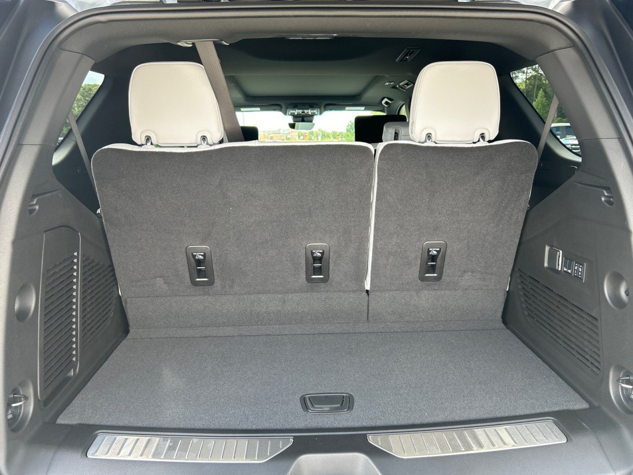 New 2026 Sterling Gray Metallic Chevrolet Premier image 7