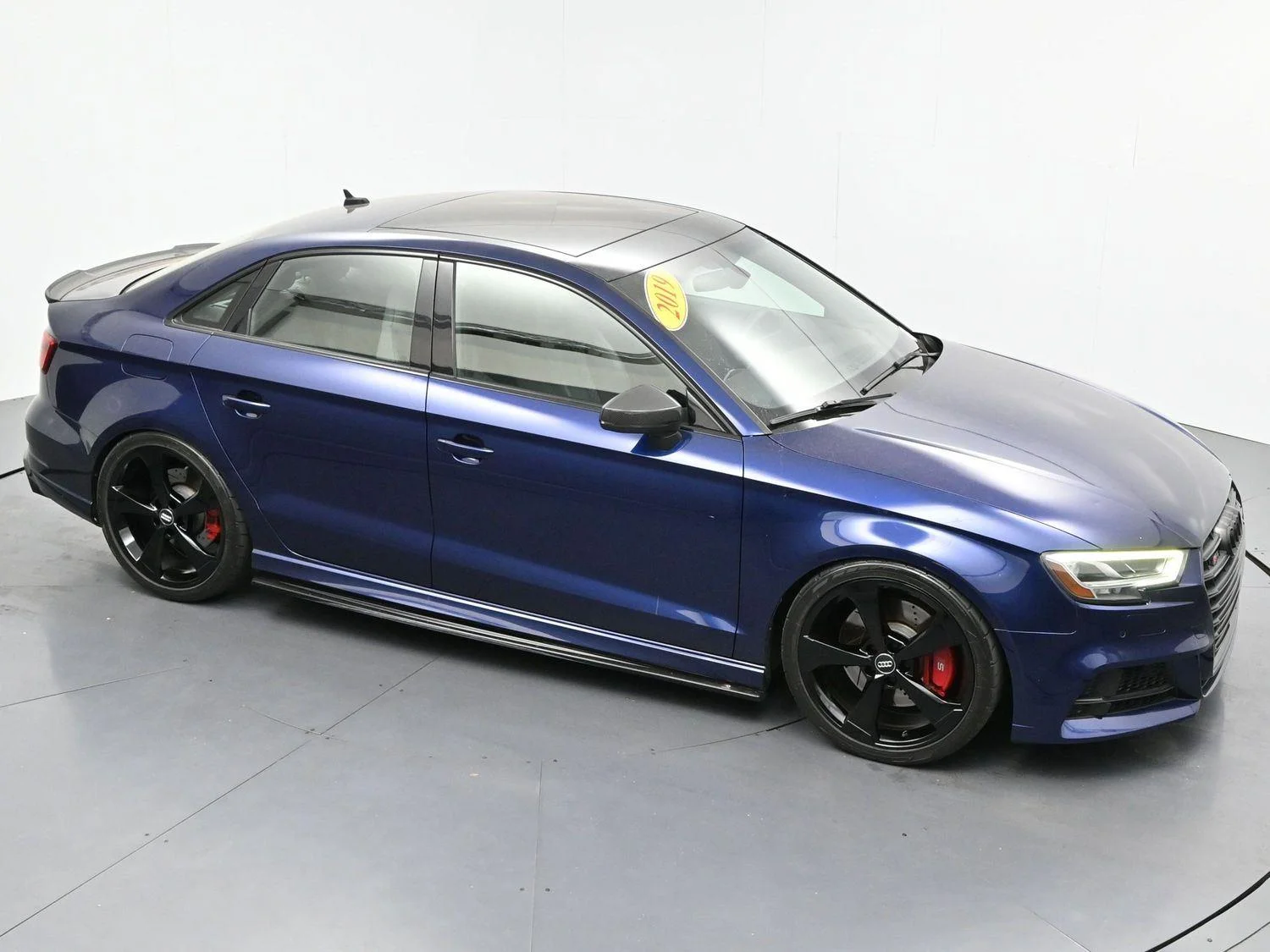 Used 2019 Navarra Blue Metallic Audi Premium Plus image 36