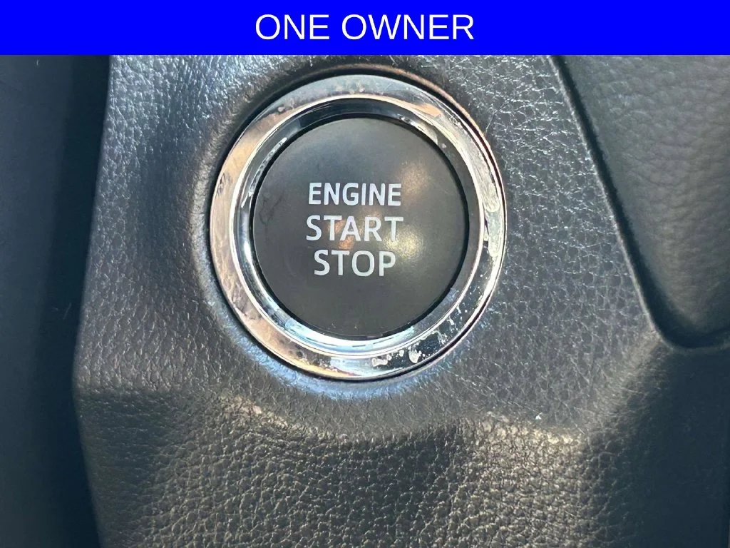 Used 2025 Red Toyota XLE image 22
