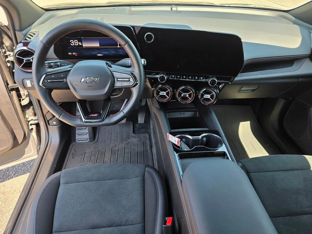 Used 2025 Sterling Gray Metallic Chevrolet RS image 26