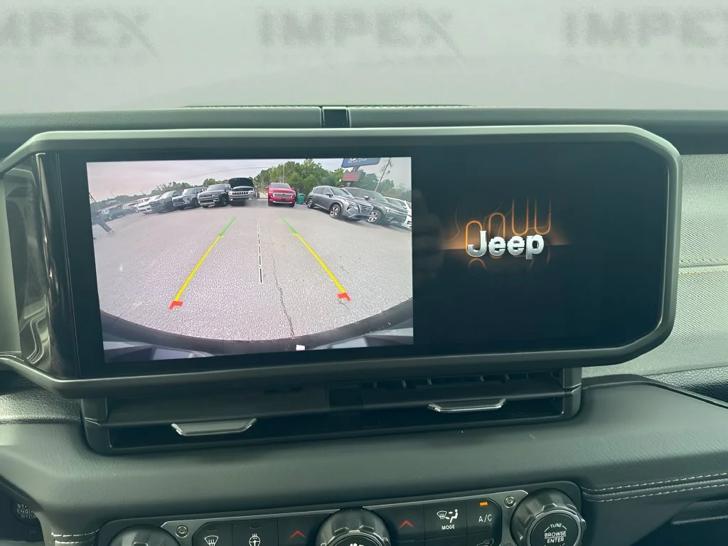 Used 2026 Gray Jeep Sahara image 18