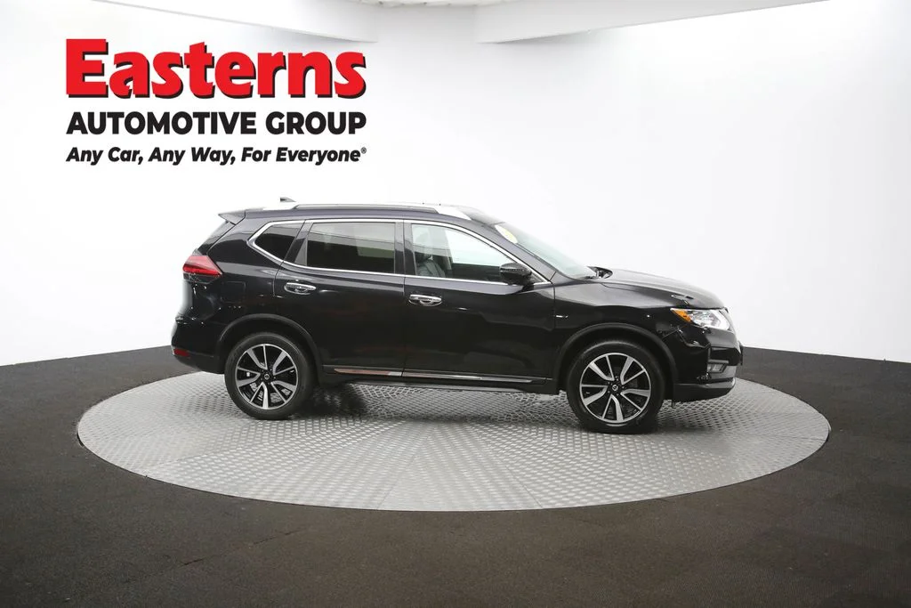 Used 2020 Black Nissan SL image 52