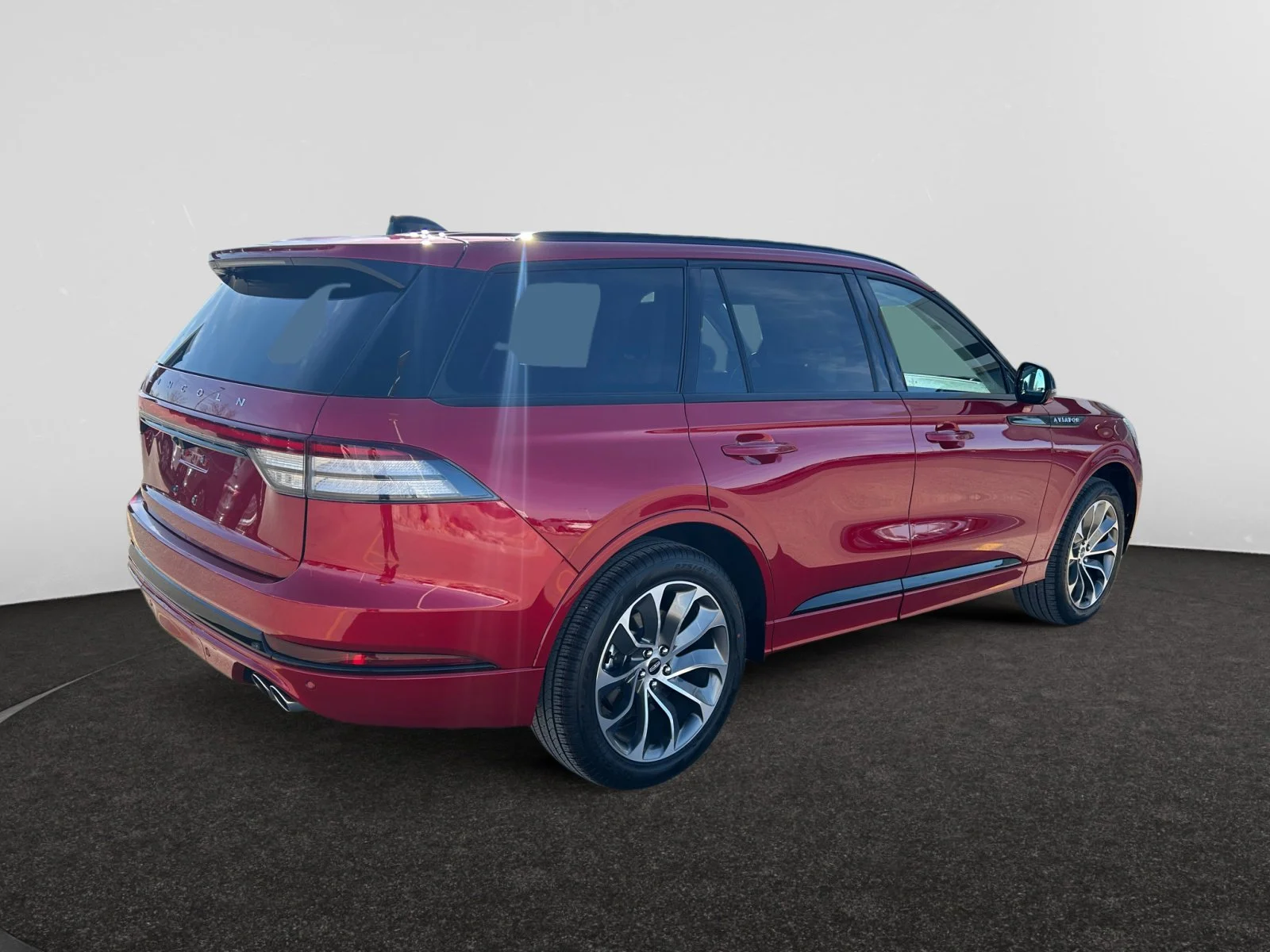 New 2026 Red Carpet Tinted Clearcoat Lincoln Premiere image 5