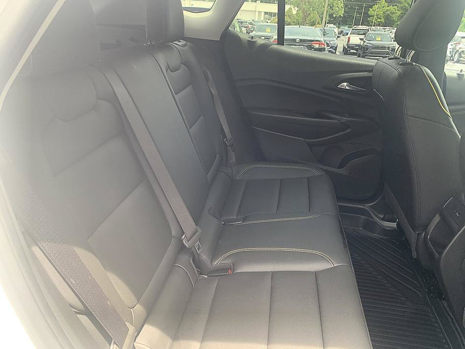 Used 2026 Summit White Chevrolet ACTIV image 19