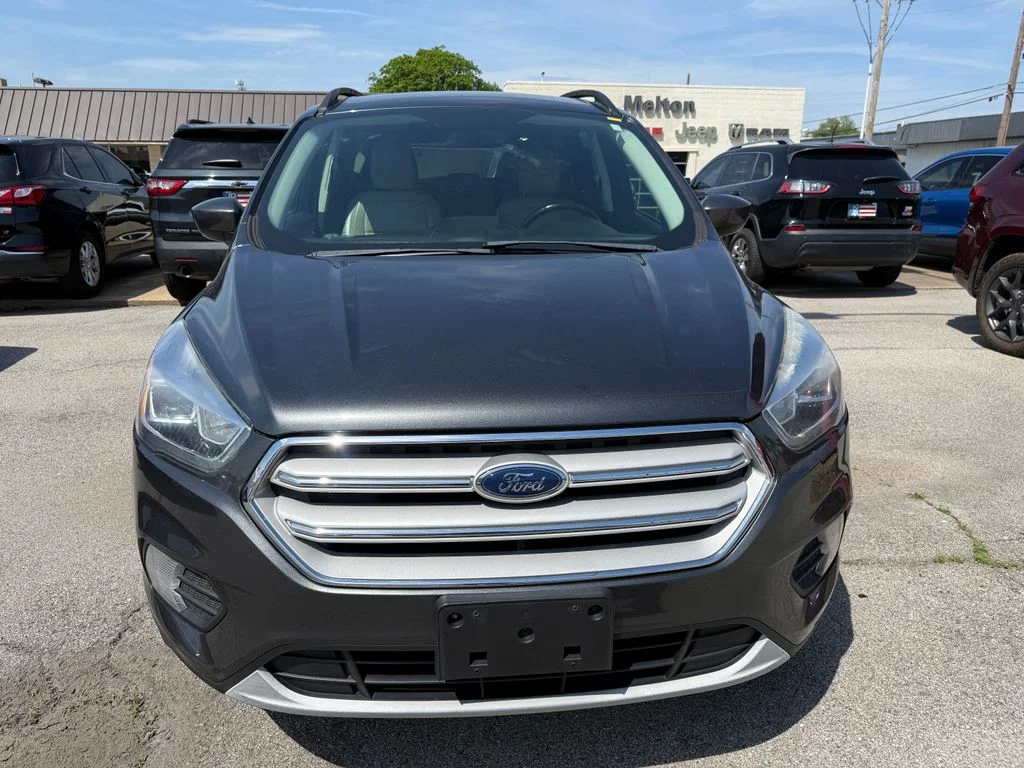 Used 2019 Gray Ford SEL image 9