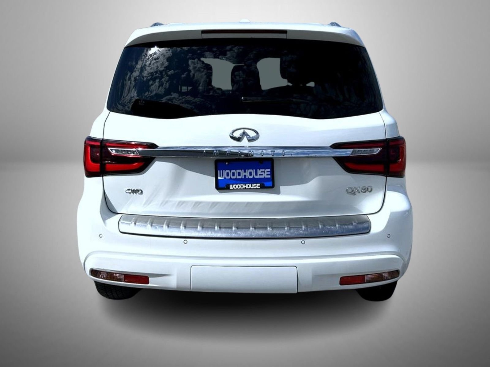 Used 2023 White INFINITI Sensory image 6