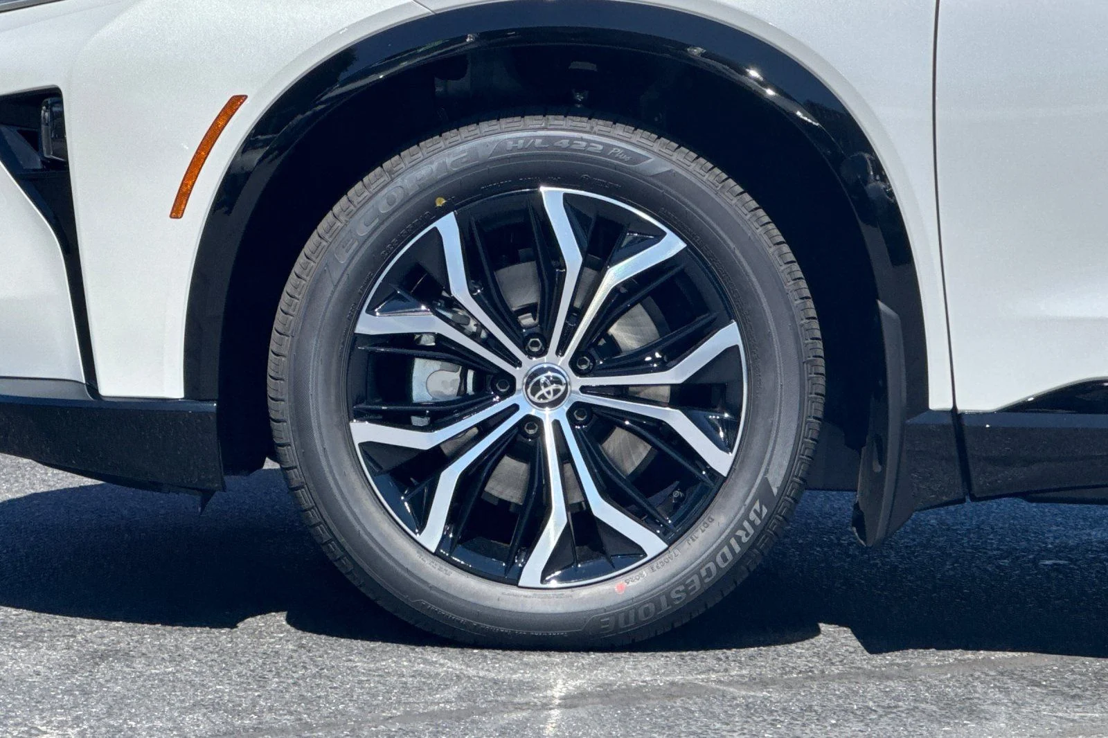 New 2026  Toyota XLE image 32