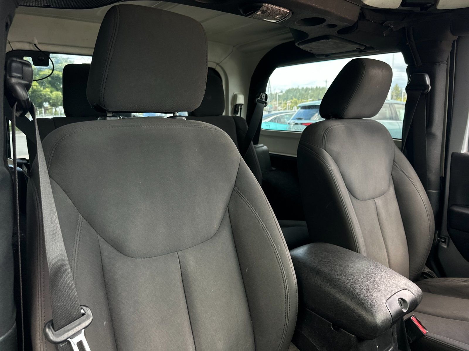 Used 2016 Billet Silver Metallic Clearcoat Jeep Sport image 12