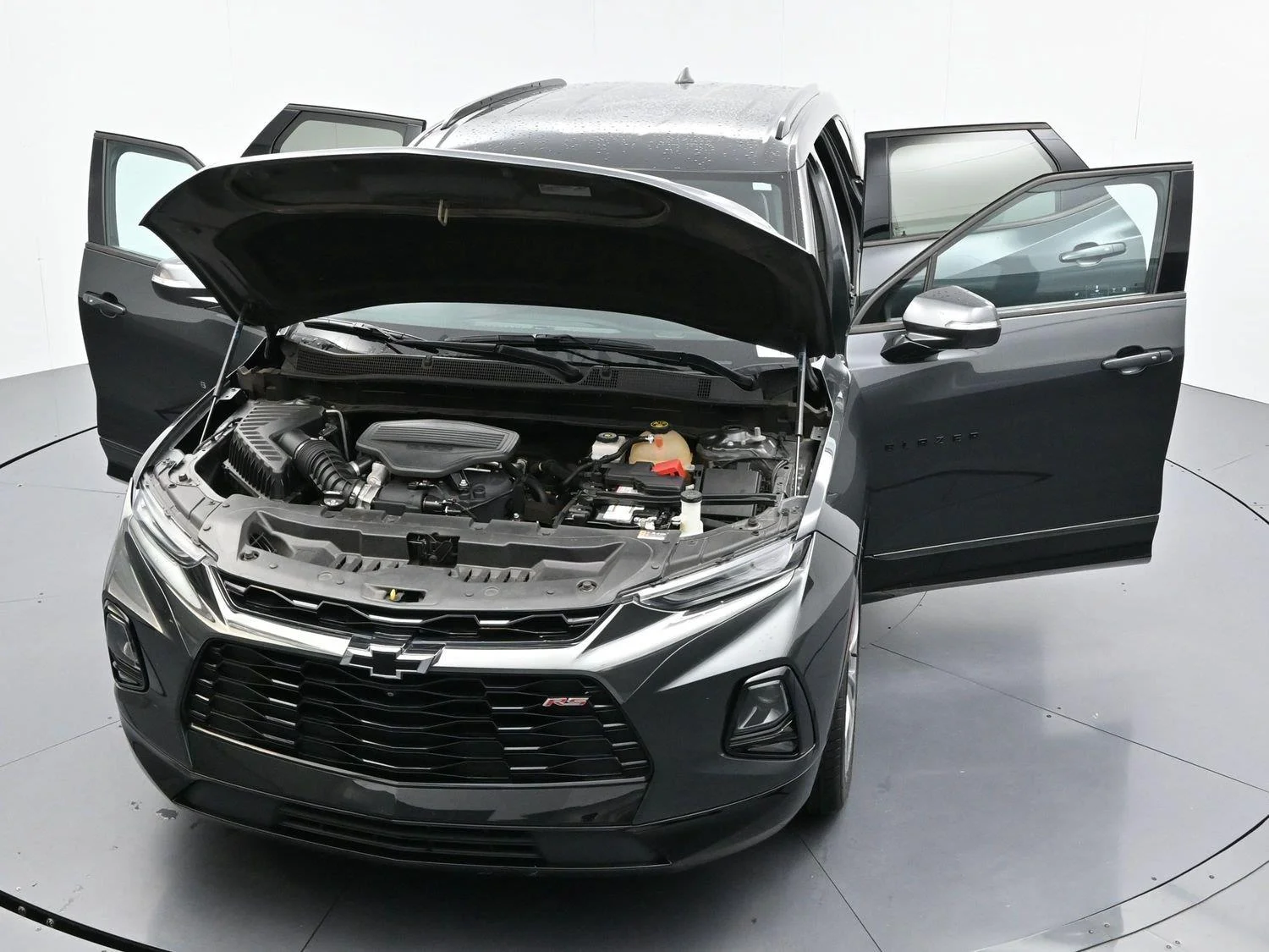 Used 2020 NIGHTFALL GRAY METALLIC Chevrolet RS image 41