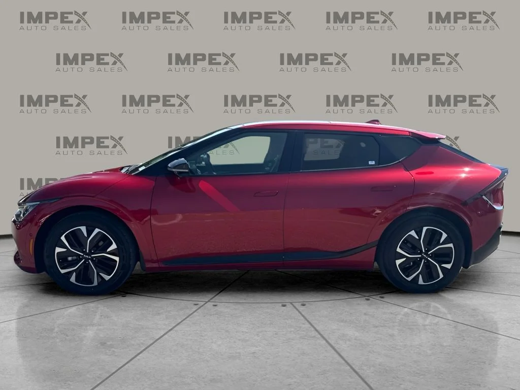 Used 2023 Red Kia GT-Line image 2