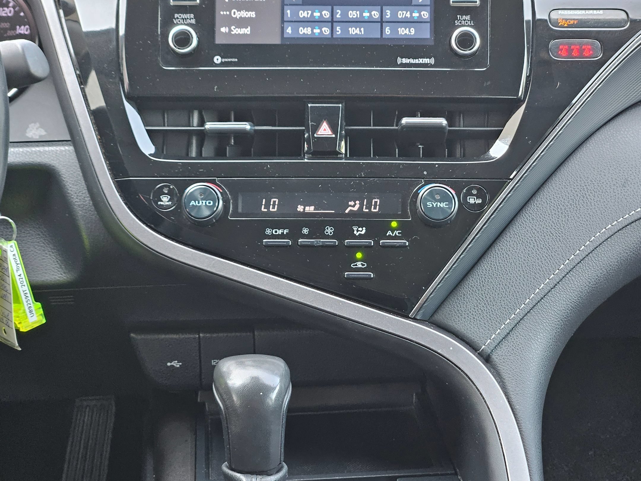Used 2024 Ice Cap Toyota SE image 13