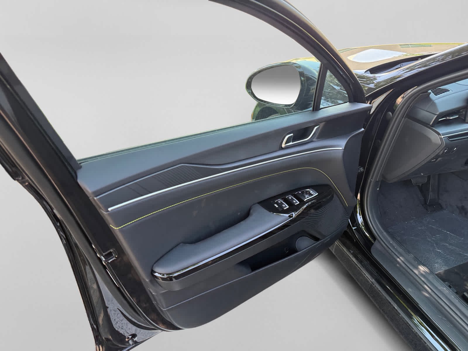 New 2026 Aurora Black Pearl Kia GT image 10
