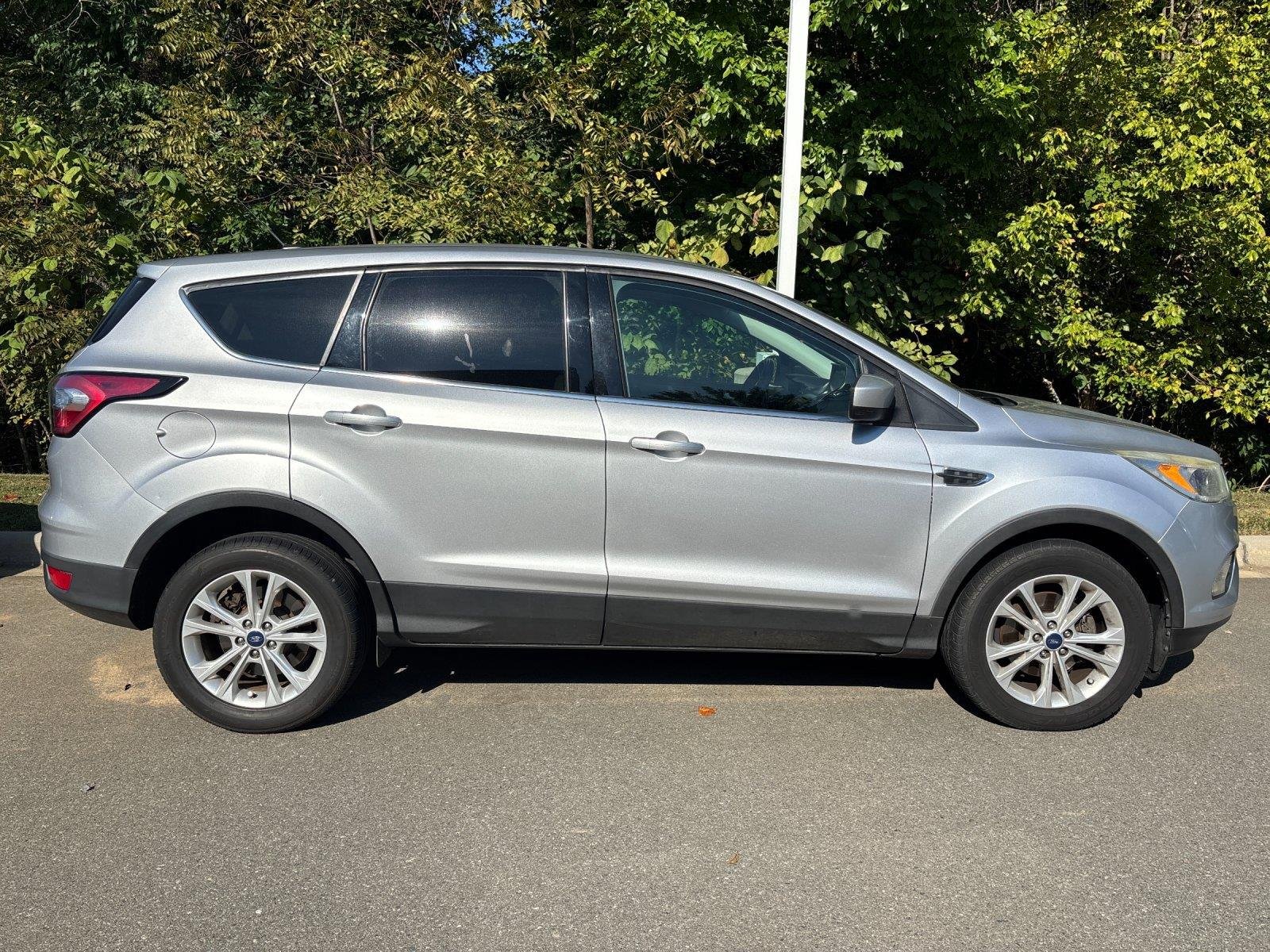Used 2017 Ingot Silver Ford SE image 6
