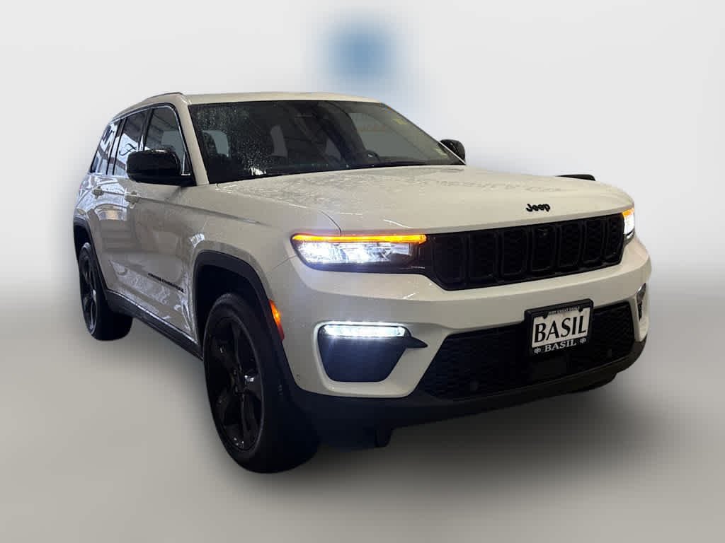 Used 2023 Bright White Jeep Limited image 23
