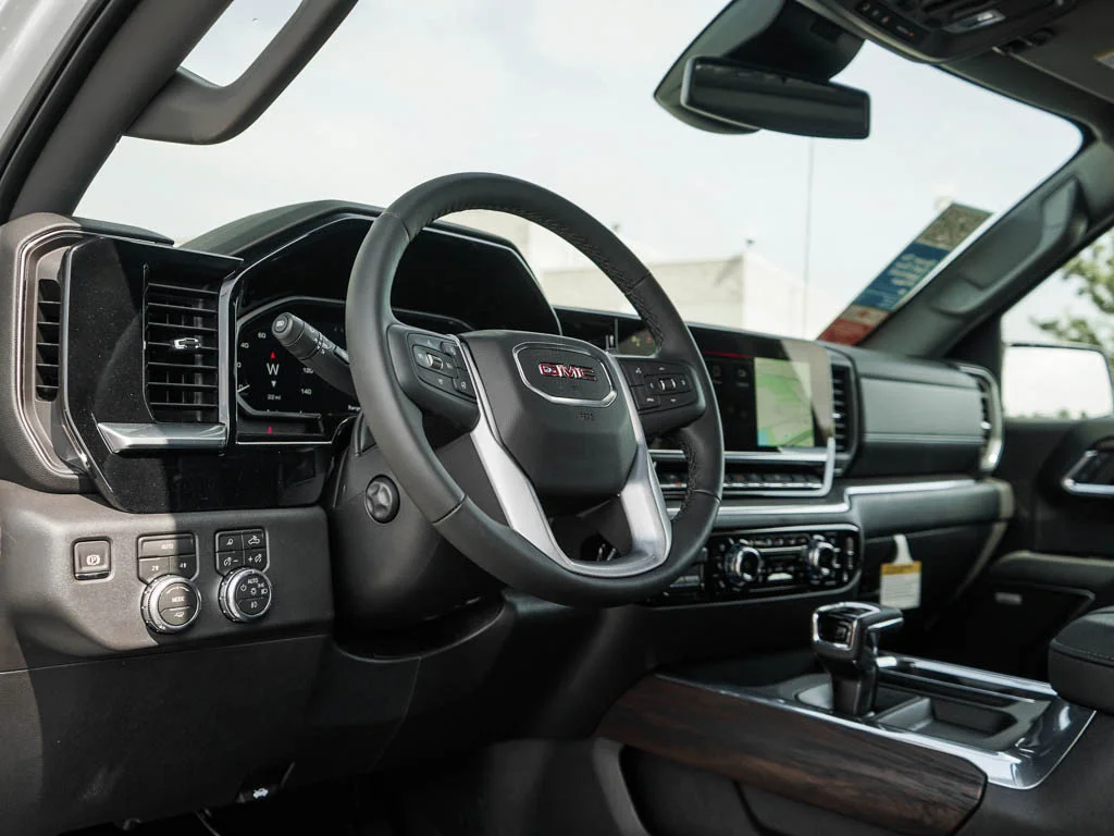 2026 GMC Sierra 1500 SLT - Photo 17