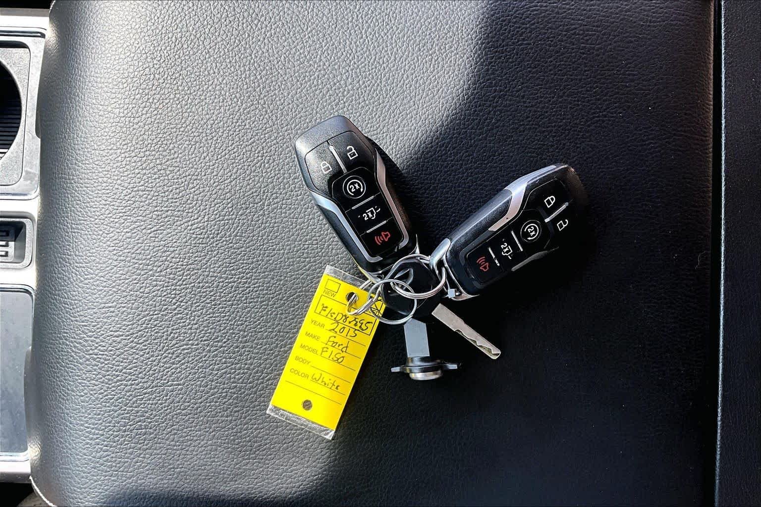 Used 2015 Oxford White Ford Lariat image 14