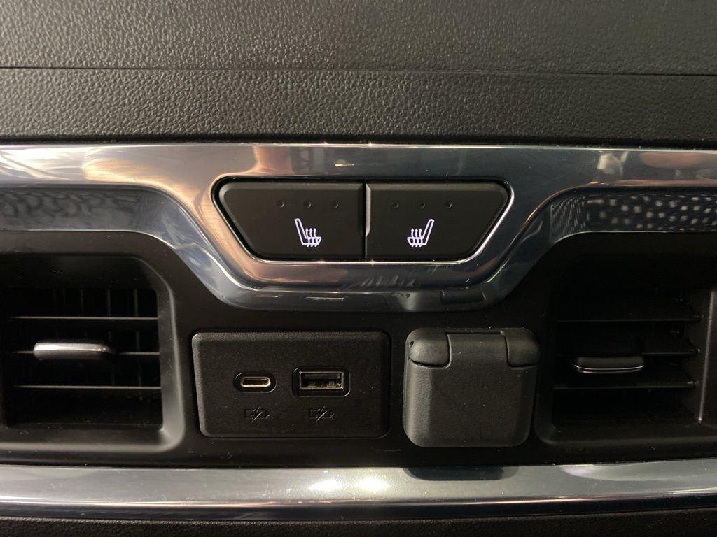 Used 2023 Ebony Twilight Metallic GMC Denali image 27