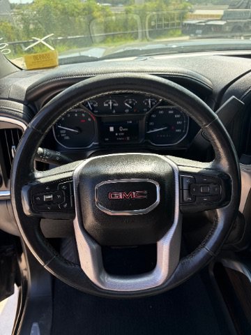 Used 2021 Onyx Black GMC SLT image 18