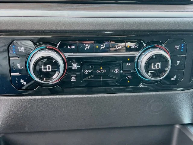 2026 GMC Sierra 1500 SLT - Photo 11