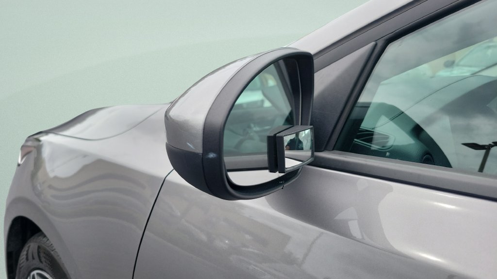 2024 Kia Forte LXS - Photo 11